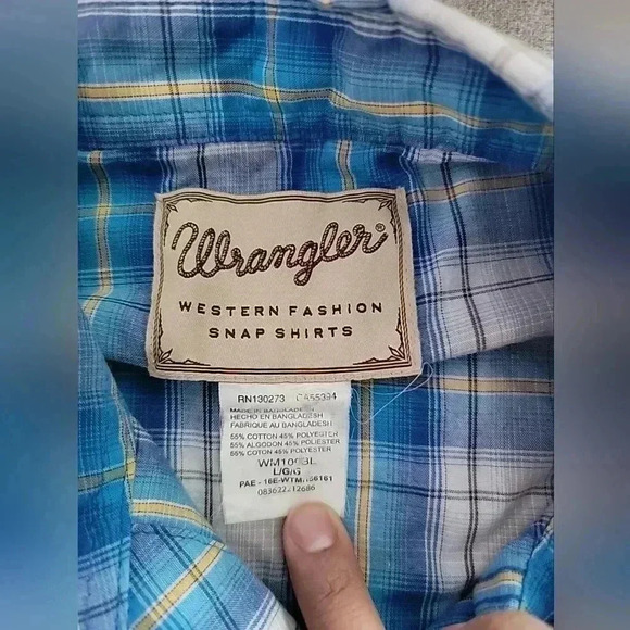 WRANGLER MEN'S WESTERN FASHION Pearl SNAP Button Up SIZE LARGE Cowboy Plaid - Picture 4 of 4